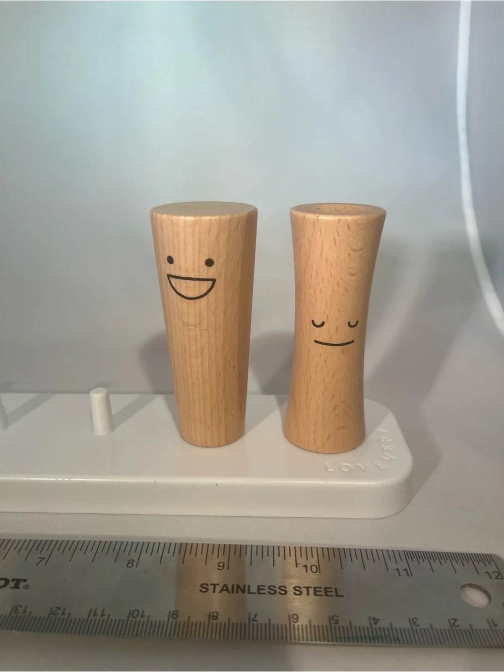 Lovevery Wooden Emotion Pegs - 2 with stand